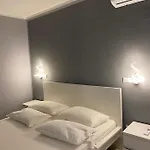 Vistamare Village 3*