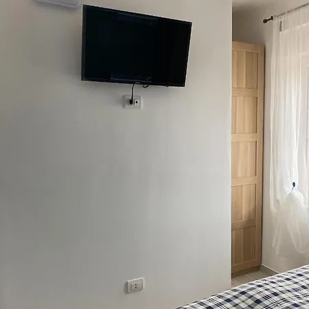 Pensjonat Vistamare Village 3*