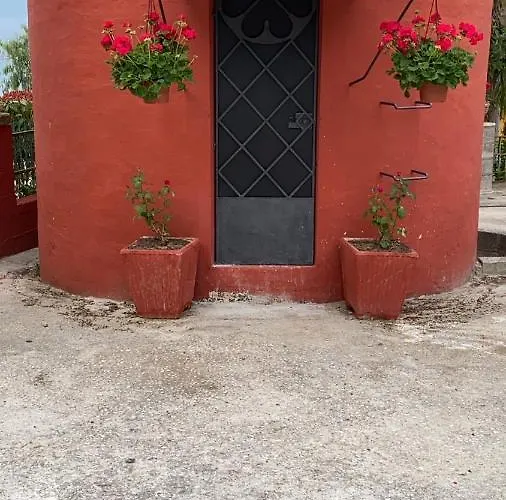 Vistamare Village 게스트하우스