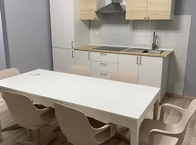 Vistamare Village 게스트하우스 3*