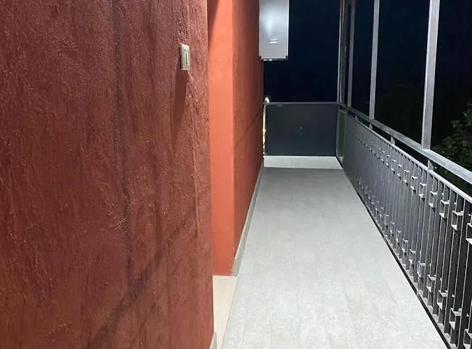 Vistamare Village 게스트하우스